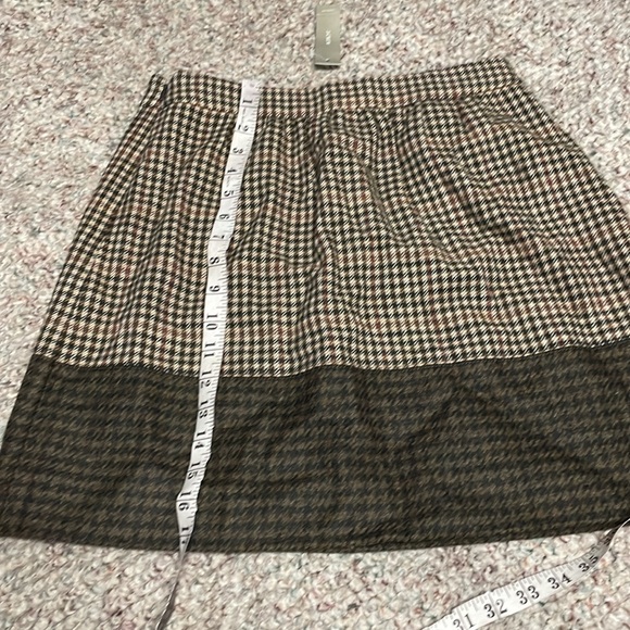 J crew 100% lambswool mini skirt with mixed tweeds - Picture 8 of 10